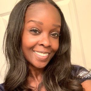 Meet your Posher, Pamela